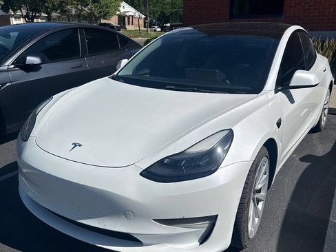 Used 2022 Tesla Model 3 Long Range AWD/4WD image 7