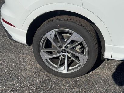 New 2025 Audi Q3 2.0T Premium