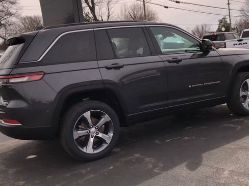 New 2026 Jeep Grand Cherokee Limited AWD/4WD image 8