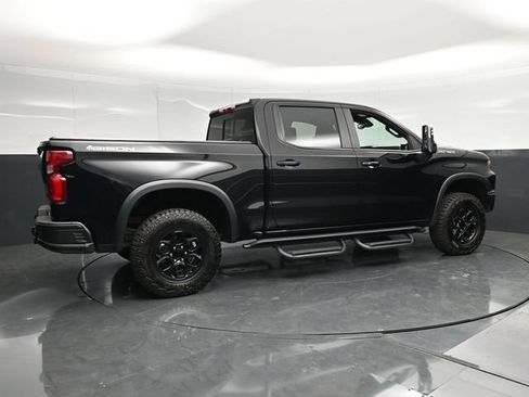 Used 2024 Chevrolet Silverado 1500 ZR2 w/ ZR2 Bison Edition AWD/4WD image 4