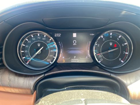 Used 2022 Maserati Quattroporte Modena Q4 AWD/4WD image 14