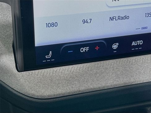 New 2025 Ford Maverick XLT w/ XLT Luxury Package image 20