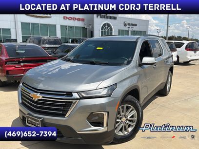 Used 2023 Chevrolet Traverse LT