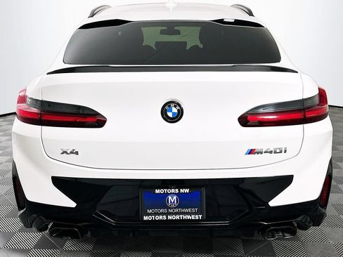Used 2024 BMW X4 M40i w/ Premium Package image 18