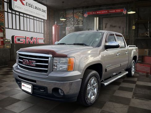 Certified 2012 GMC Sierra 1500 SLT w/ LPO, Deluxe Chrome Package image 1