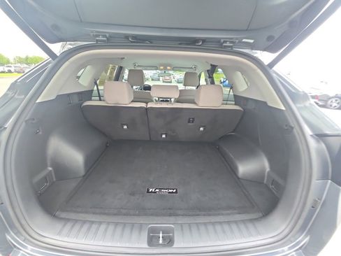 Used 2017 Hyundai Tucson Sport FWD image 28