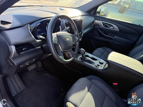 Certified 2023 Chevrolet Traverse LT FWD image 16