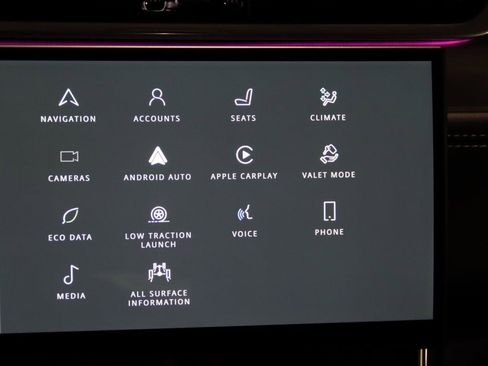 Used 2021 Jaguar XF R-Dynamic SE image 51