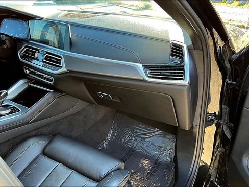 Used 2022 BMW X6 xDrive40i w/ M Sport Package image 15