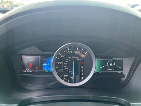Used 2015 Ford Explorer XLT w/ Equipment Group 202A FWD image 10