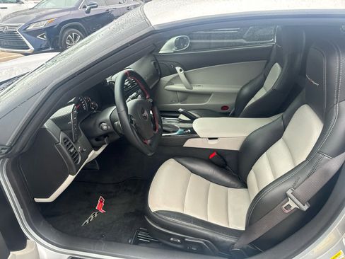 Used 2011 Chevrolet Corvette Grand Sport w/ Preferred Equipment Group image 5