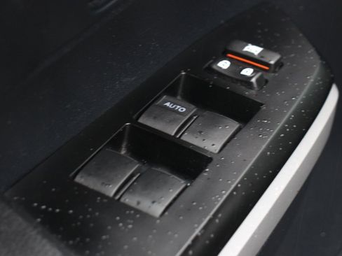 Used 2015 Toyota Tundra SR5 w/ TRD Off Road Package image 15