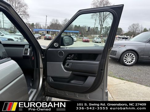 Used 2019 Land Rover Range Rover Long Wheelbase Supercharged image 17