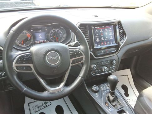 Used 2019 Jeep Cherokee High Altitude AWD/4WD image 12