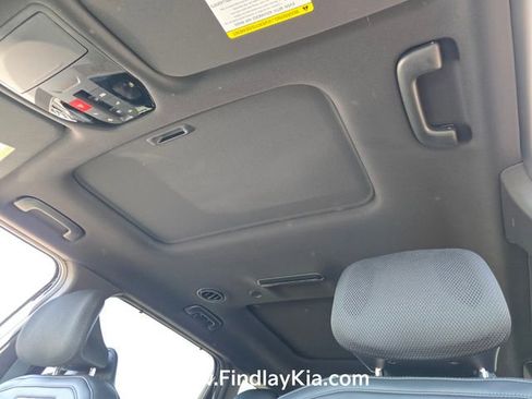 New 2027 Kia Telluride LX FWD image 11