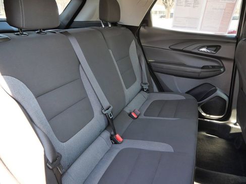 Used 2023 Chevrolet TrailBlazer LT w/ Convenience Package image 19