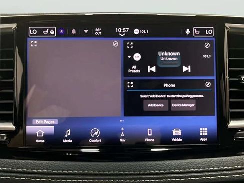 Used 2026 Chrysler Pacifica Limited FWD image 65
