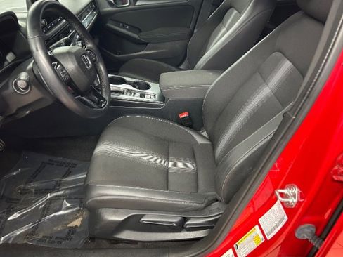 Used 2023 Honda Civic Sport image 8