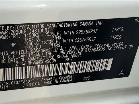 Used 2021 Toyota RAV4 XLE FWD image 37