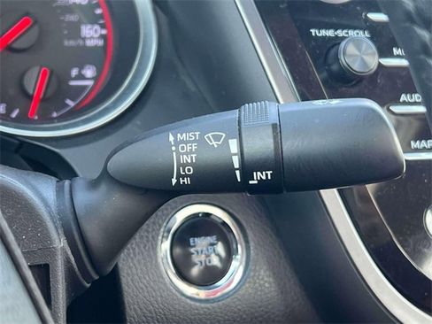 Used 2018 Toyota Camry XSE image 24