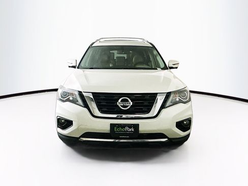 Used 2020 Nissan Pathfinder Platinum w/ Cargo Package image 2