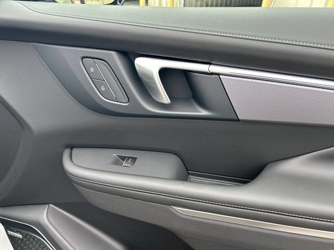 New 2026 Buick Enclave Sport Touring w/ Power Package FWD image 31