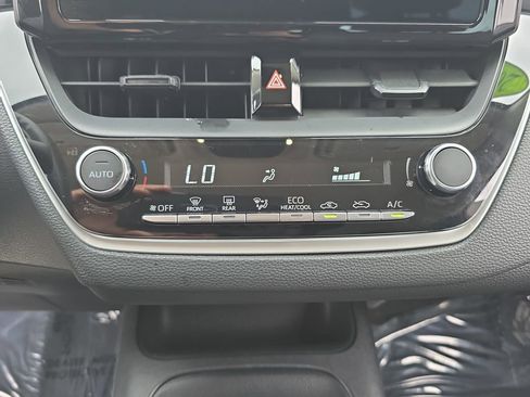 Used 2023 Toyota Corolla LE FWD image 25