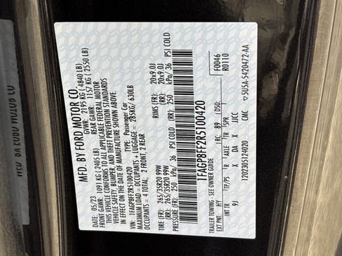 Used 2024 Ford Mustang GT Premium image 32