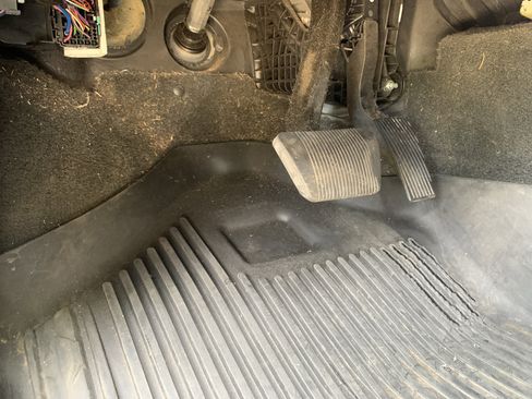 Used 2020 RAM 1500 Laramie AWD/4WD image 18