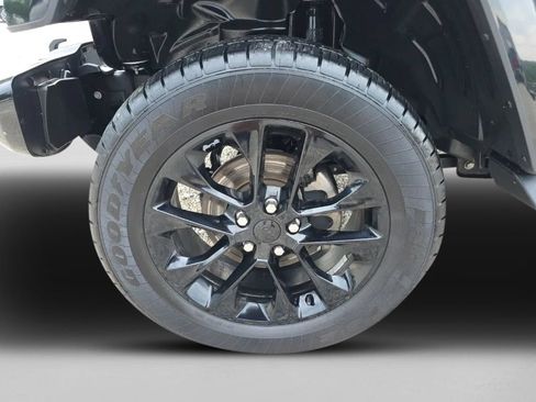 Used 2021 Jeep Wrangler Unlimited Sahara AWD/4WD image 10