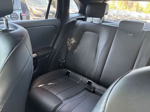 Used 2025 Mercedes-Benz GLA 250 4MATIC image 40