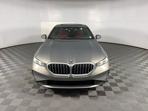 New 2026 BMW 530i xDrive w/ Premium Package image 2