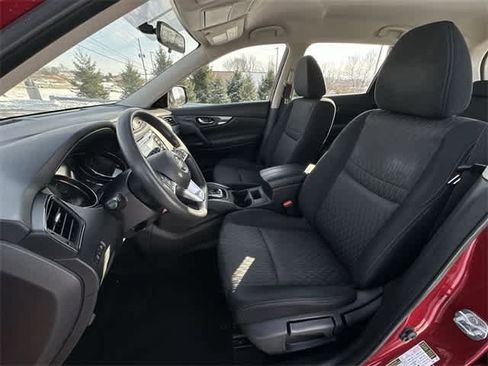 Used 2017 Nissan Rogue S image 14