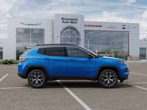 New 2026 Jeep Compass Limited AWD/4WD image 21