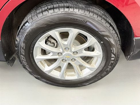 Used 2021 Chevrolet Equinox LT FWD image 11