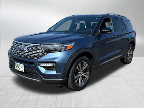Used 2020 Ford Explorer Platinum w/ Premium Technology Package AWD/4WD image 4