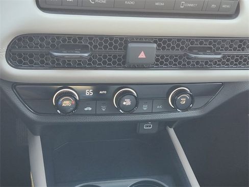 Certified 2024 Honda HR-V LX image 26