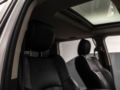 Used 2017 RAM 1500 Laramie w/ Convenience Group AWD/4WD image 41