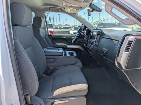 Used 2018 Chevrolet Silverado 1500 LT w/ LT Eassist Package AWD/4WD image 19