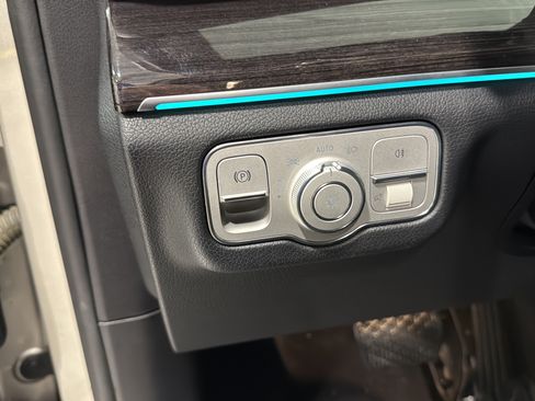 Certified 2020 Mercedes-Benz GLE 350 4MATIC image 14
