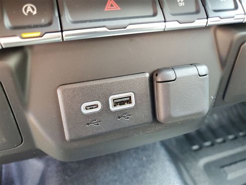 New 2026 Chevrolet Silverado 1500 W/T w/ WT Value Package image 18