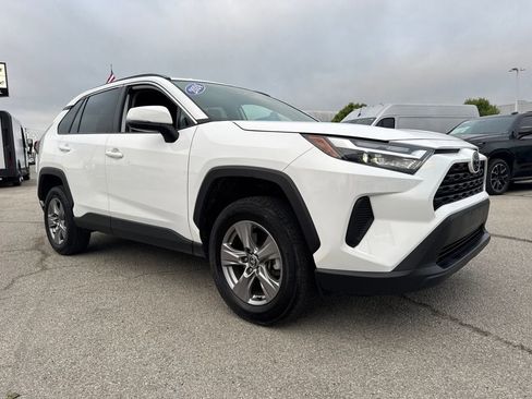 Used 2024 Toyota RAV4 XLE AWD/4WD image 10