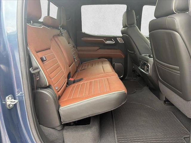 Used 2024 GMC Sierra 1500 Denali Ultimate AWD/4WD image 3