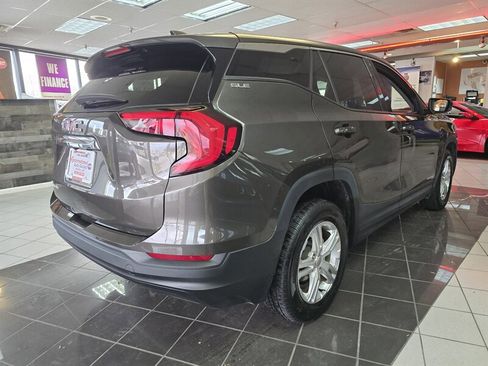 Used 2020 GMC Terrain SLE image 4