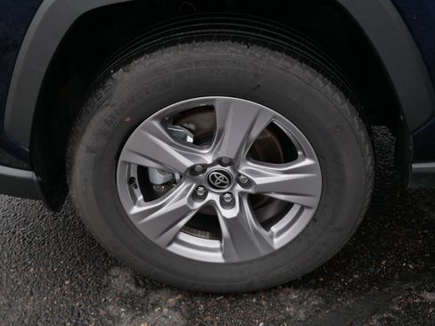 Certified 2025 Toyota RAV4 XLE AWD/4WD image 15