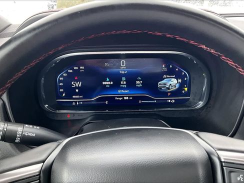 Used 2024 Chevrolet Suburban RST w/ Luxury Package image 18