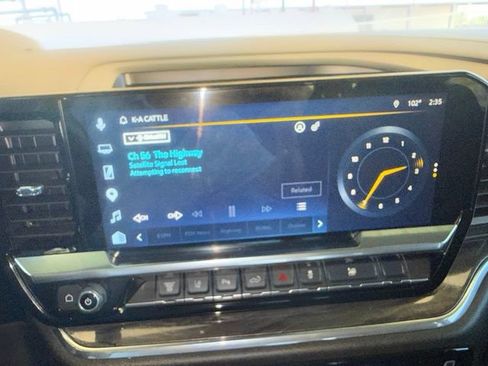 Used 2025 Chevrolet Silverado 3500 LTZ w/ LTZ Plus Package AWD/4WD image 19