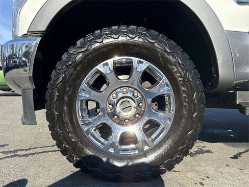 Certified 2022 Ford F250 Lariat w/ Lariat Ultimate Package image 10