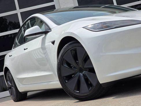Used 2026 Tesla Model 3 RWD image 11