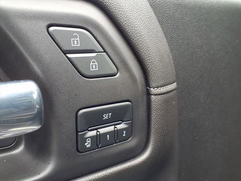 Certified 2022 Chevrolet Silverado 1500 LTZ w/ LTZ Convenience Package II image 13